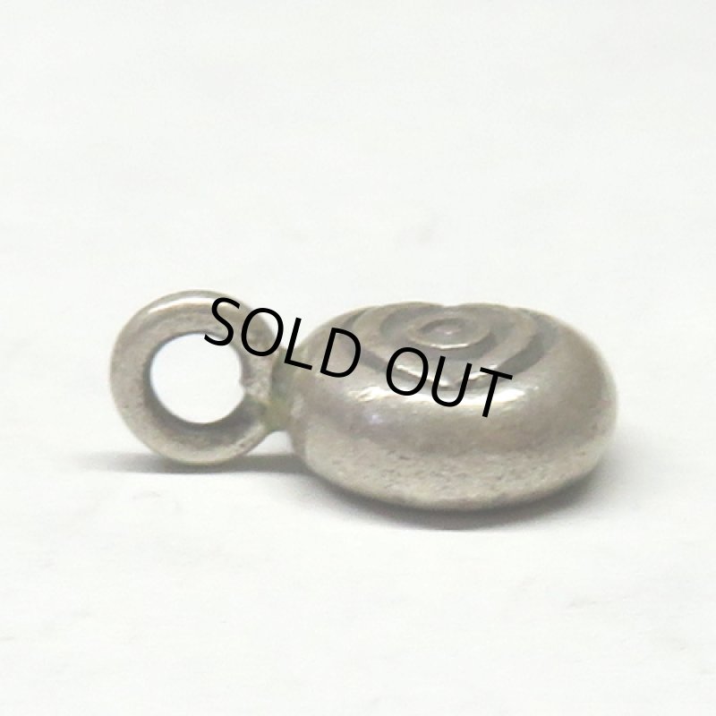 カレンシルバーチャーム