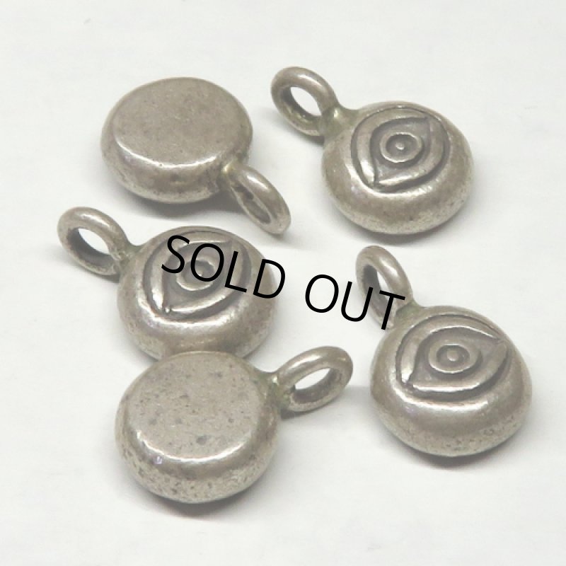 カレンシルバーチャーム