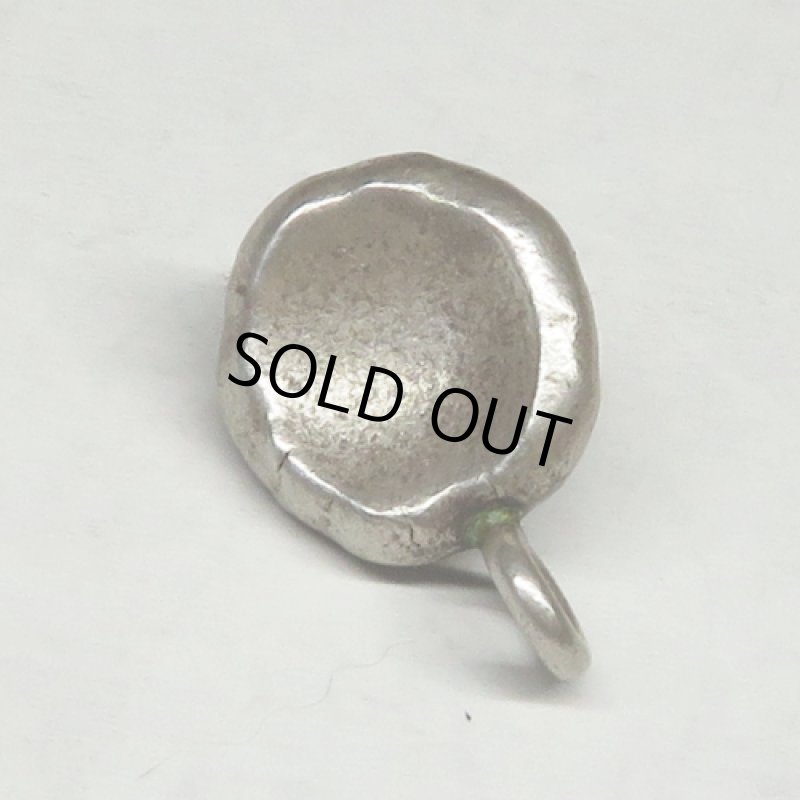 カレンシルバーチャーム