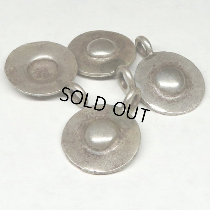 カレンシルバーチャーム