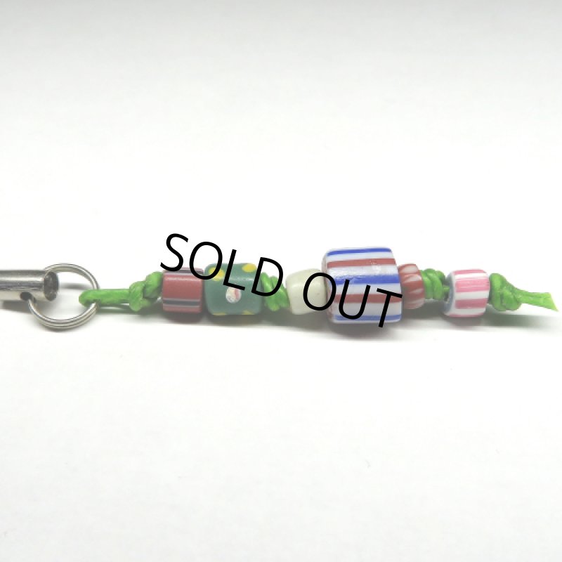 アンティークビーズのチャーム