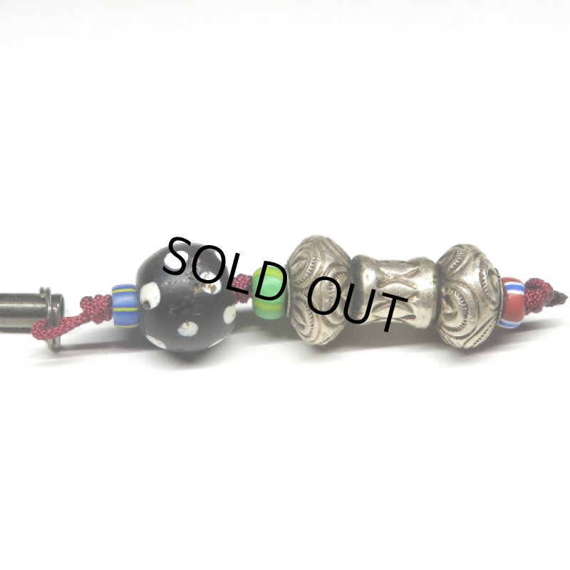 アンティークビーズのチャーム