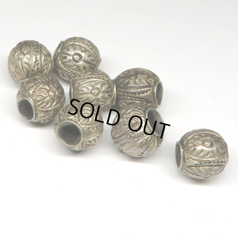 スリン族シルバービーズ(複数在庫あり)