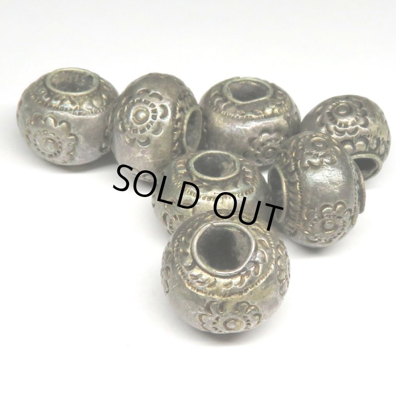 スリン族シルバービーズ（複数在庫あり）