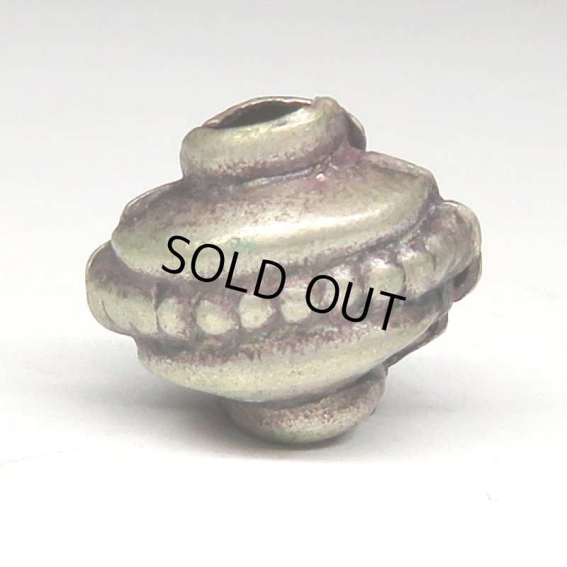 スリン族シルバービーズ(複数在庫あり)