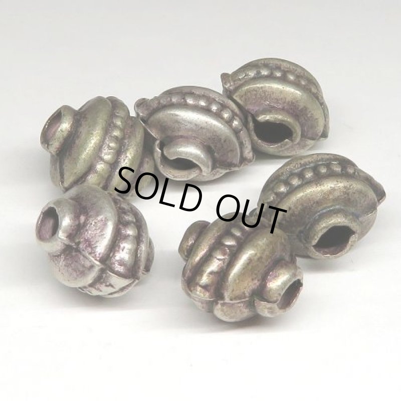 スリン族シルバービーズ(複数在庫あり)