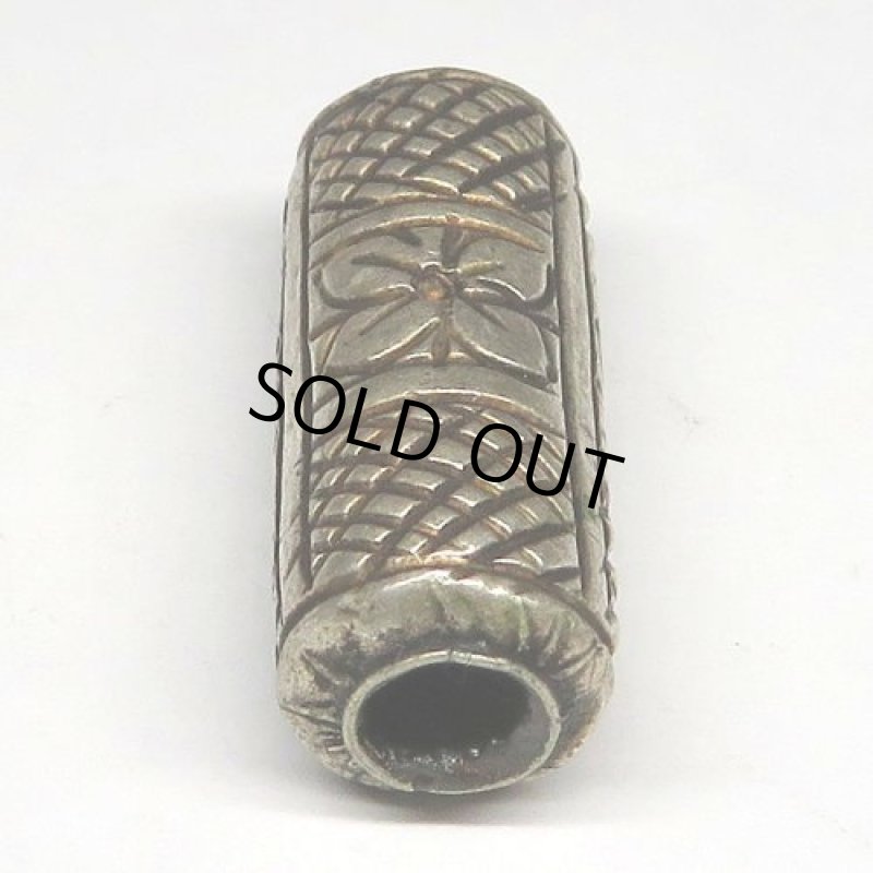 スリン族シルバービーズ(複数在庫あり)