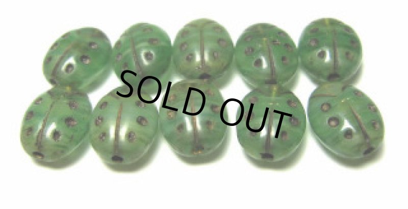 てんとう虫 緑色