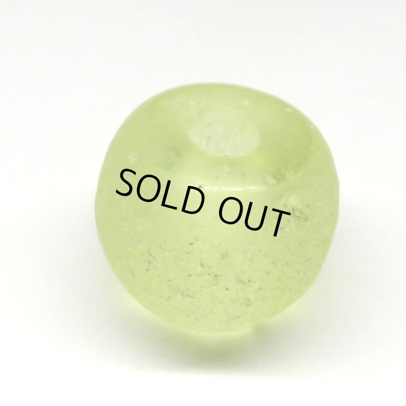 ウランガラス丸玉