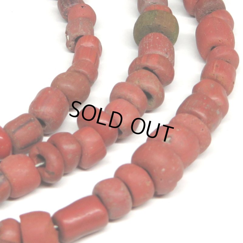 茶色インドパシフィックビーズ連