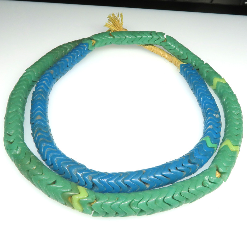 大スネークビーズ　ブルー+グリーン
